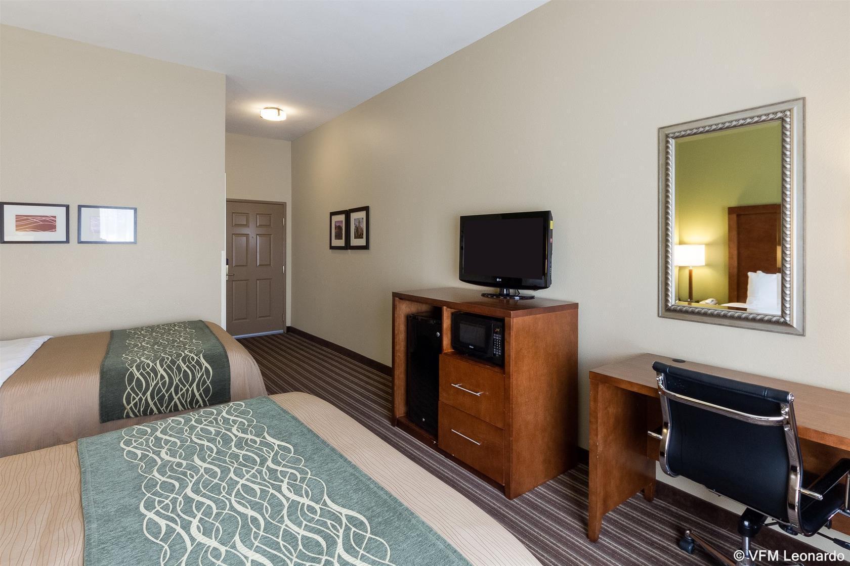 Comfort Inn & Suites Fayetteville-University Area Buitenkant foto